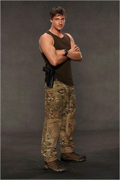 Last Resort : photo Daniel Lissing