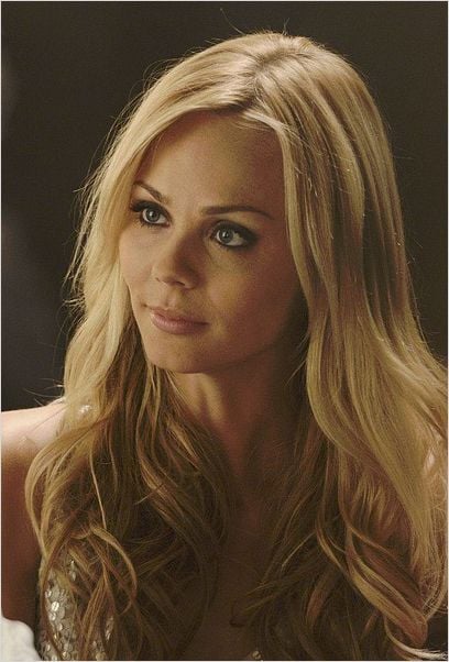 Bitten Saison 1 Bande Annonce Vf Photo de Laura Vandervoort dans la série Bitten : Photo 81 sur 138