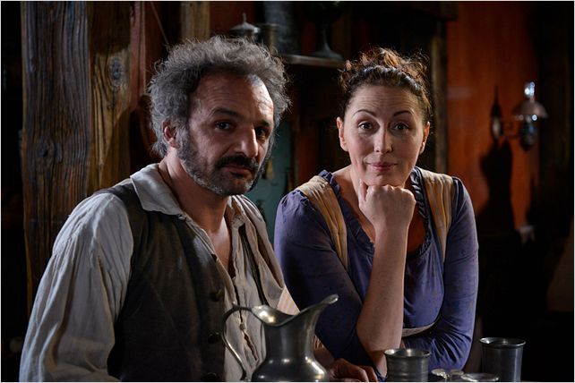 Films Et Séries Tv Avec Karina Marimon Photo de Karina Marimon dans la série La Petite Histoire de France