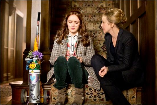 Photo Olivia Cooke, Vera Farmiga
