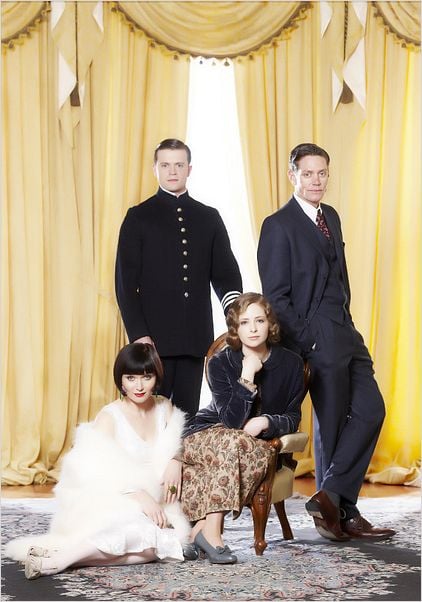 Good Trouble Saison 1 Vf Photo de Nathan Page dans la série Miss Fisher enquête : Photo 4 sur 6