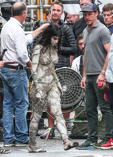 Sofia Boutella sur le tournage de The Mummy