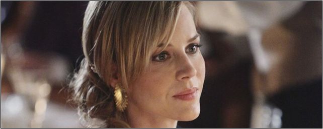 Julie Benz dans le nouveau drama du créateur de "Farscape"