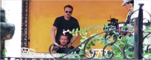 Michael Fassbender masse Ryan Gosling pour Terrence Malick ! [PHOTOS]