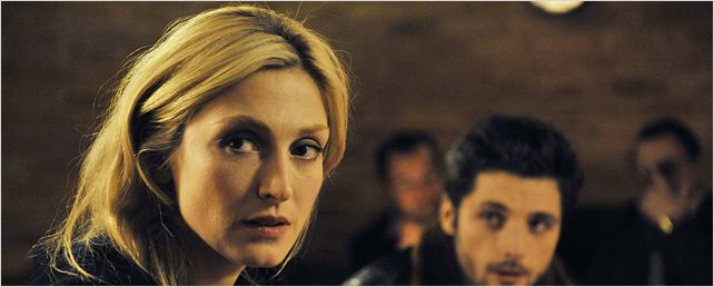 Julie Gayet porte plainte concernant une rumeur de liaison avec Hollande