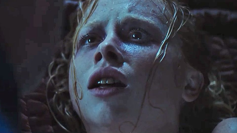 Bande Annonce L Exorcisme De Hannah Grace Extrait du film L'Exorcisme de Hannah Grace - L'Exorcisme de Hannah