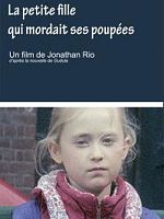 poster de La Petite fille qui mordait ses poupées