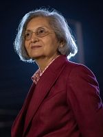 poster de Searching For Sheela : Entre Utopie et Terrorisme