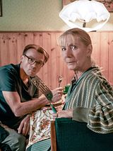 Affiche de Crime au village - La mariée était en rouge, film à voir en streaming sur Pygargue