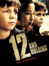 Affiche de 12 and Holding, film à voir en streaming sur Pygargue