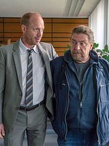 Affiche de Un bon flic : Les morts ne parlent plus, film à voir en streaming sur Pygargue