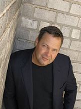 photo de Olan Montgomery