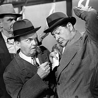 Photo Edward Arnold