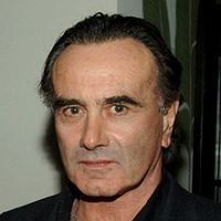 Photo Dan Hedaya