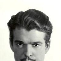 Photo Wallace MacDonald
