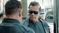 image de Arnold Schwarzenegger piège ses fans, déguisé en Terminator