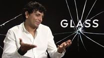 M. Night Shyamalan explique comment il a revisité deux scènes d'Incassable dans Glass