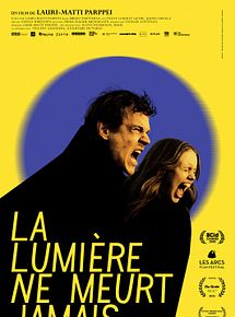 Affiche de La lumière ne meurt jamais, film à voir en streaming sur Pygargue