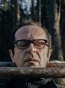 Affiche de A résidence, film à voir en streaming sur Pygargue