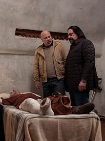 Affiche de The Bone Breakers, film à voir en streaming sur Pygargue