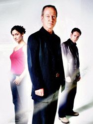 poster de la série Classé surnaturel Saison 4