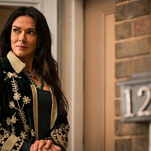 Photo Simone Kessell