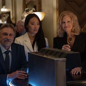 Photo Dennis Boutsikaris