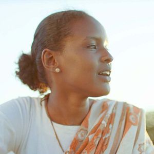 Photo Cotton Queen