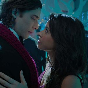 Photo Dustin Milligan