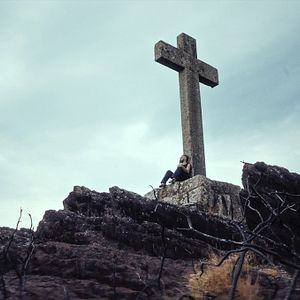 Photo Que Ton Règne Vienne - Une histoire du satanisme en France