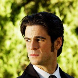 Photo Eddie Cahill
