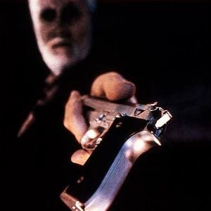 Assassin(s) : Affiche Michel Serrault