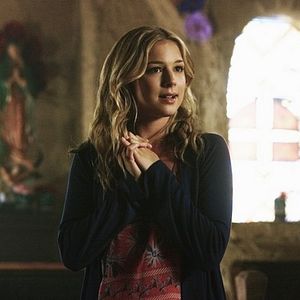 Photo Emily VanCamp