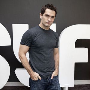 Photo Sam Witwer