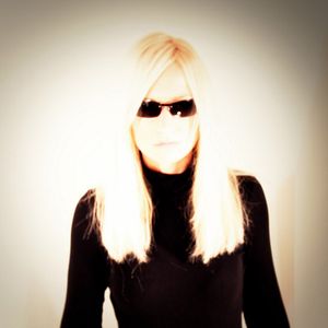 Photo The Dark Watchers: The Women in Black