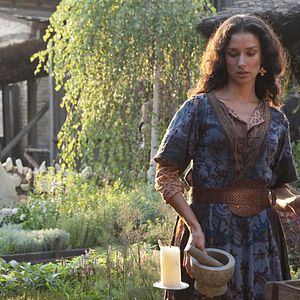 Photo Les Piliers de la Terre : Un monde sans fin