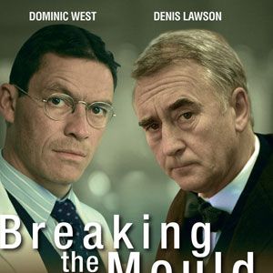 Photo Breaking the Mould