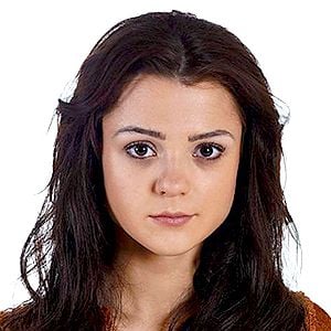 Photo Kathryn Prescott