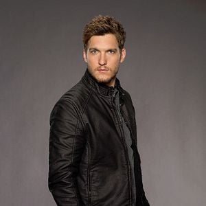 Photo Scott Michael Foster