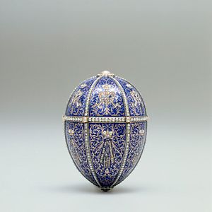 Photo Fabergé: A Life of Its Own