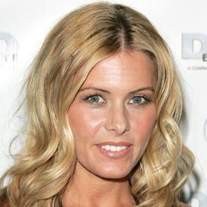 Nicole Eggert leave baywatch