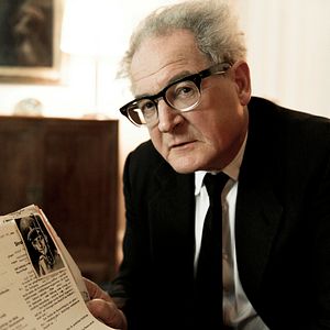 Photo Burghart Klaußner