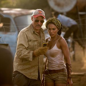 Photo Tremors 5: Bloodlines