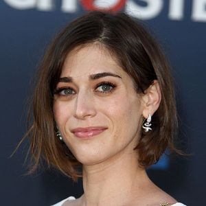 Photo Lizzy Caplan