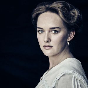 Photo Jess Weixler