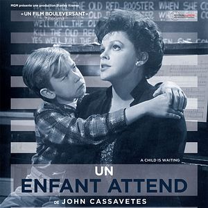 Photo Un Enfant attend