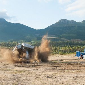 Photo Tremors 6: A Cold Day In Hell