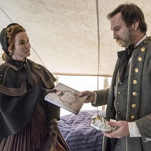 Photo Annie Wersching