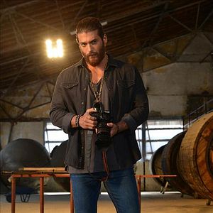 Photo Can Yaman