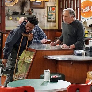 Photo Superior Donuts